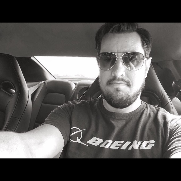 Meet your Posher, Jonathan - Picture 1 of 1